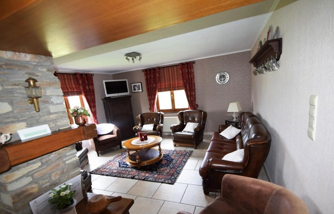 La Petite Ferme Rochehaut Exterior foto