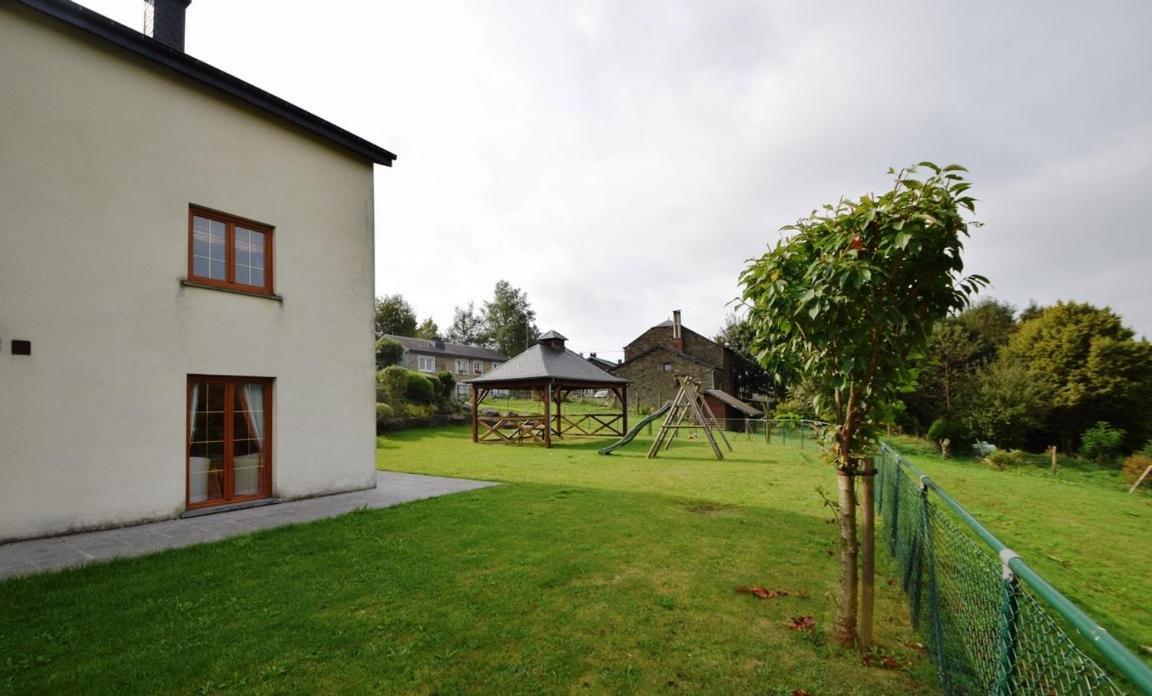 La Petite Ferme Rochehaut Exterior foto