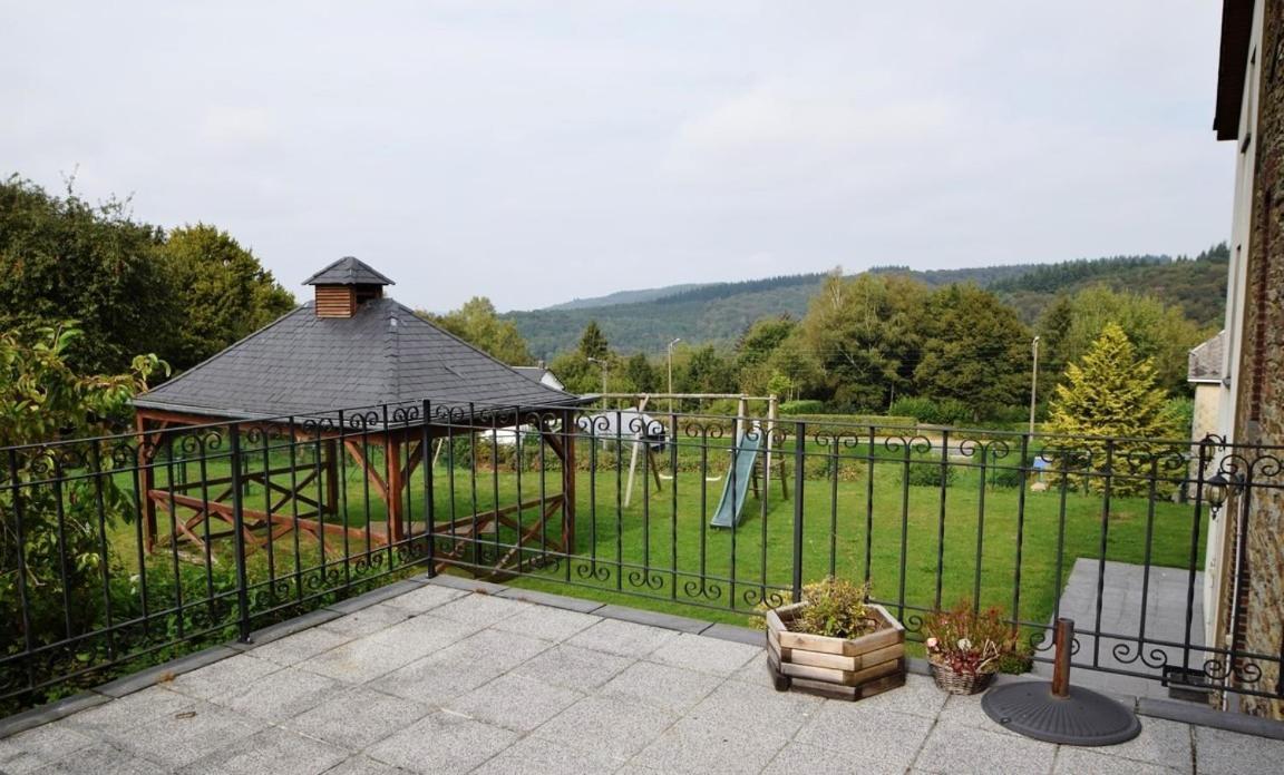 La Petite Ferme Rochehaut Exterior foto